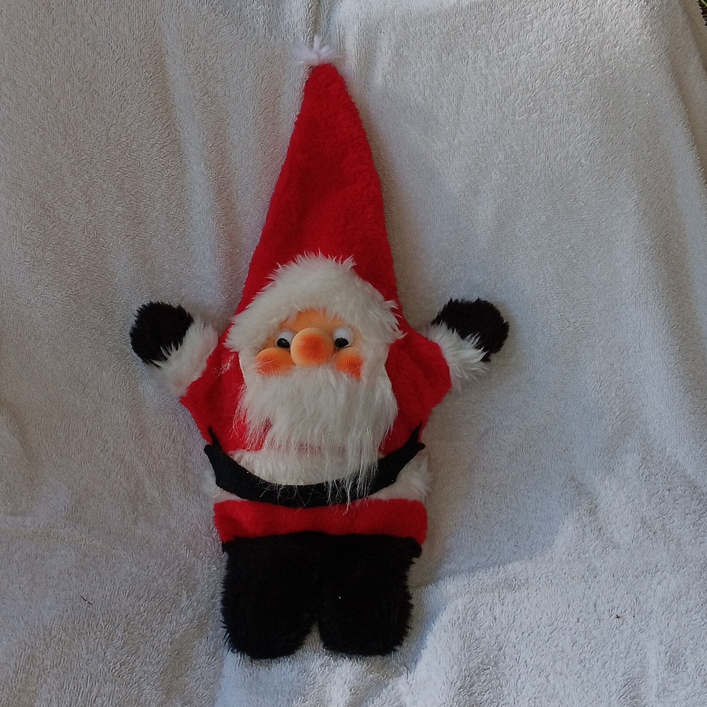 RENNOC Plush Rubber Face Vintage 1982 Christmas Stuffed Santa Plush
